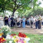 Indignação e flores