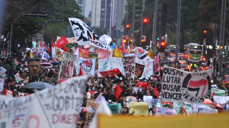 Participação estudantil impulsionou rodada de protestos contra governo Bolsonaro em 18/10