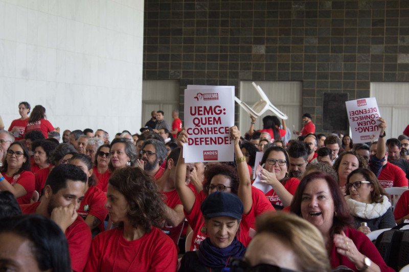 Adusp manifesta apoio à Aduemg em defesa da Universidade do Estado de Minas Gerais, que governo Zema quer federalizar