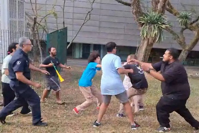 Depois de forte pressão e insistência, PG recebe Direção da FFLCH para organizar reação aos ataques da extrema-direita; reunião aberta à comunidade nesta quinta-feira (11/9) debaterá ações