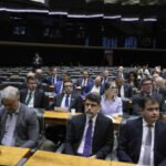 Na Câmara dos Deputados, GT da reforma administrativa prepara-se para apresentar propostas; medidas atacam estabilidade, regimes estatutários e carreira, denuncia Andes-SN