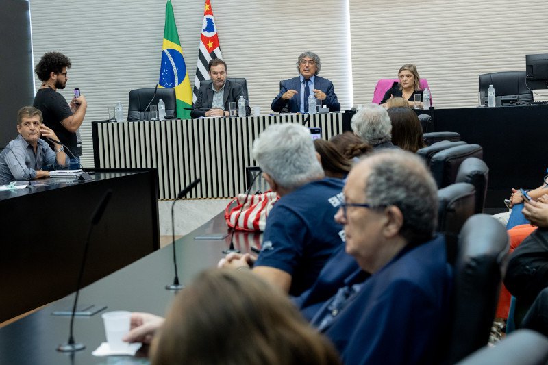 Reunião da Diretoria da Adusp com a Reitoria foi adiada para 11/3; “Descongela Já” é um dos temas da pauta