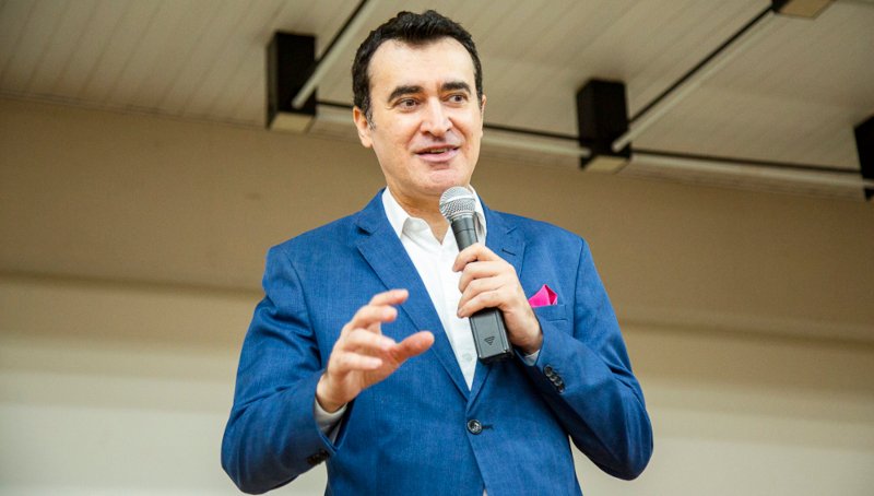 Reitor demite Alysson Mascaro, que lecionava na Faculdade de Direito, depois de processo que investigou denúncias de assédio e abuso sexual de estudantes