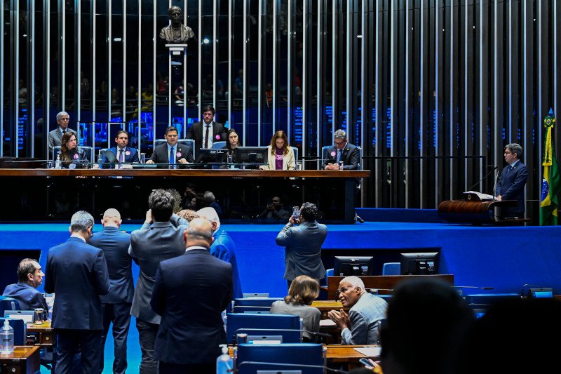 Entidades saúdam fim da lista tríplice para eleição de reitor(a) nas instituições federais, aprovado pelo Senado