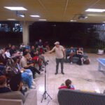 “USP tem que servir para pensar como superar a condição periférica. Tem que produzir pensamento crítico”, sustenta professor em atividade de apoio à greve discente