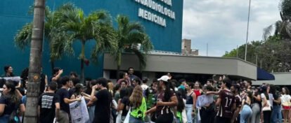 Greve estudantil na Faculdade de Medicina de Bauru expõe precariedade das condições de ensino; as aulas do curso ainda acontecem na FOB e número de funcionários e docentes é insuficiente